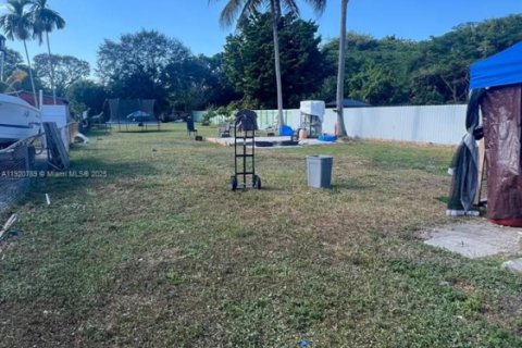 Купить виллу или дом в Майами-Гарденс, Флорида 3 спальни, 172.8м2, № 1974931 - фото 9