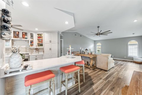 Casa en venta en Cape Coral, Florida, 3 dormitorios, 190.45 m2 № 1772274 - foto 15
