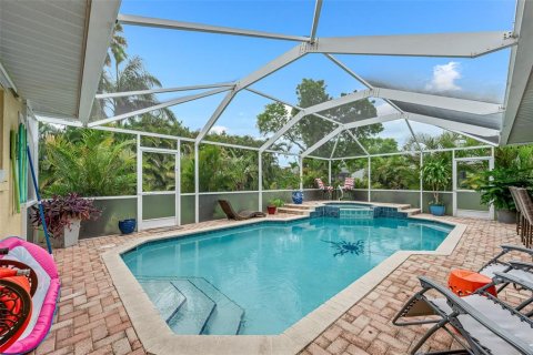 Casa en venta en Cape Coral, Florida, 3 dormitorios, 190.45 m2 № 1772274 - foto 5