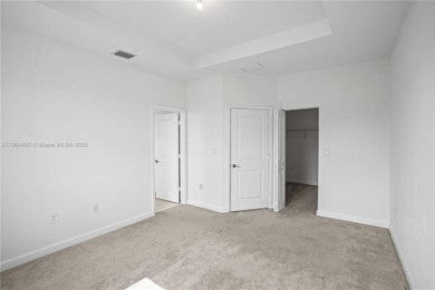 Townhouse in Homestead, Florida 3 bedrooms, 157.47 sq.m. № 1956716 - photo 29