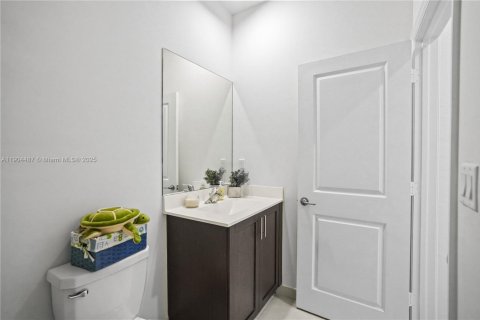 Townhouse in Homestead, Florida 3 bedrooms, 157.47 sq.m. № 1956716 - photo 26