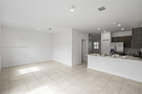 Townhouse in Homestead, Florida 3 bedrooms, 157.47 sq.m. № 1956716 - photo 10