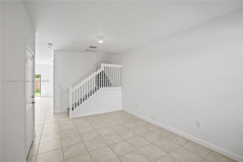 Townhouse in Homestead, Florida 3 bedrooms, 157.47 sq.m. № 1956716 - photo 22