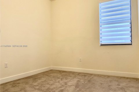 Купить кондоминиум в Дорал, Флорида 3 спальни, 132.39м2, № 2002544 - фото 5