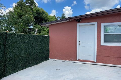 Casa en alquiler en Orlando, Florida, 1 dormitorio, 33.72 m2 № 1903928 - foto 6