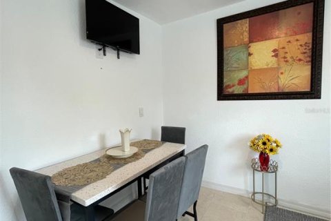 Casa en alquiler en Orlando, Florida, 1 dormitorio, 33.72 m2 № 1903928 - foto 13