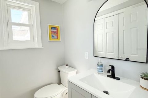 Casa en venta en Madeira Beach, Florida, 4 dormitorios, 217.39 m2 № 2223367 - foto 23