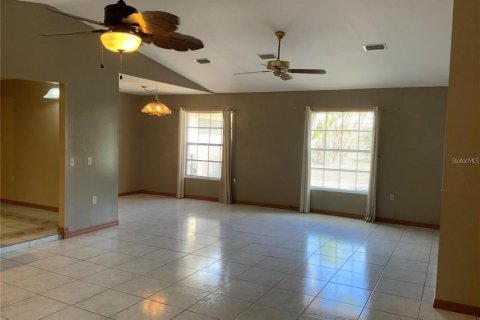 Villa ou maison à vendre à Orlando, Floride: 3 chambres, 179.77 m2 № 1682990 - photo 5