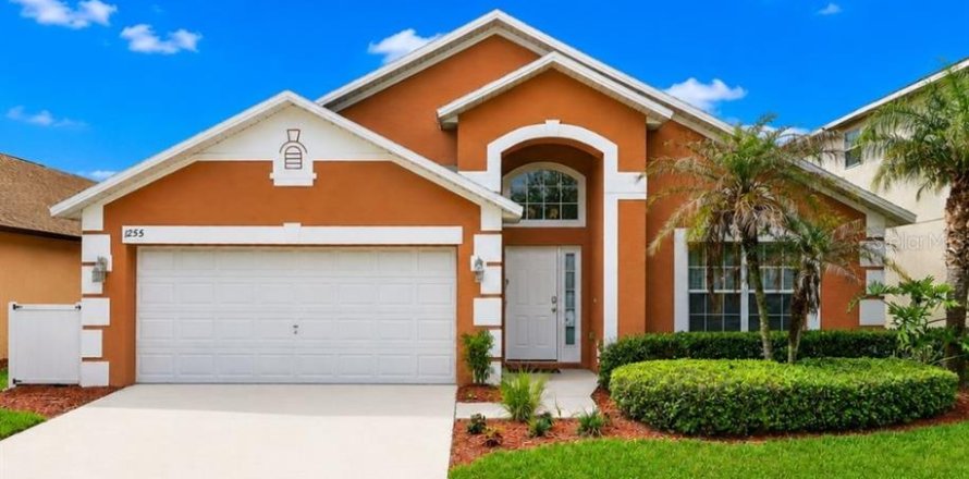 House in Kissimmee, Florida 4 bedrooms, 180.23 sq.m. № 2107771