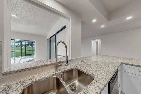 Villa ou maison à vendre à Sun City Center, Floride: 3 chambres, 234.95 m2 № 1915878 - photo 15