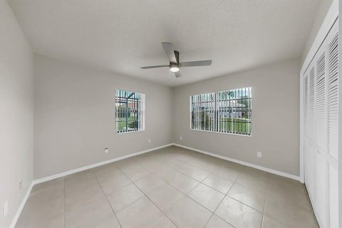 Villa ou maison à vendre à Sun City Center, Floride: 3 chambres, 234.95 m2 № 1915878 - photo 28