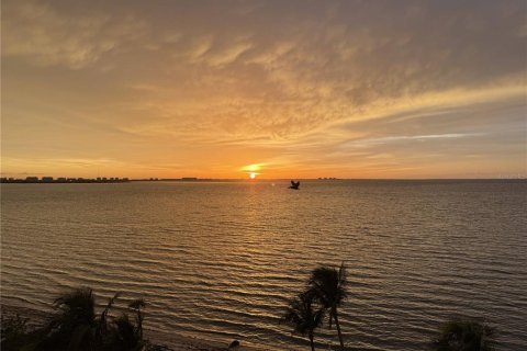 Copropriété à louer à Sarasota, Floride: 2 chambres, 129.04 m2 № 2119358 - photo 4