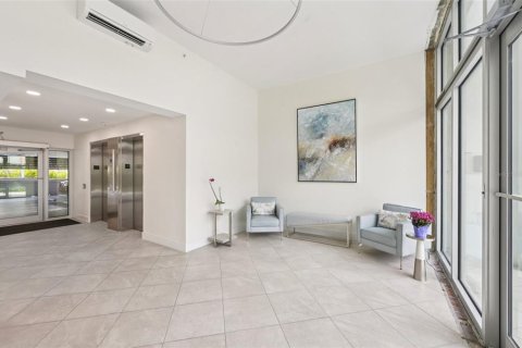 Copropriété à louer à Sarasota, Floride: 2 chambres, 129.04 m2 № 2119358 - photo 10