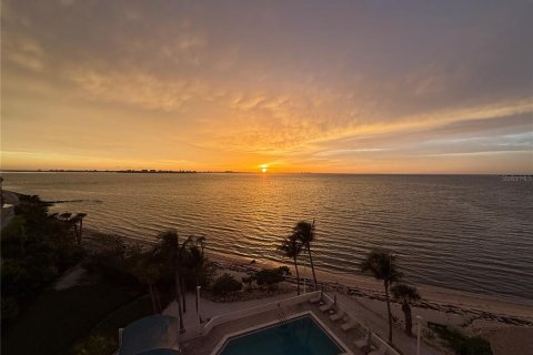 Copropriété à louer à Sarasota, Floride: 2 chambres, 129.04 m2 № 2119358 - photo 5