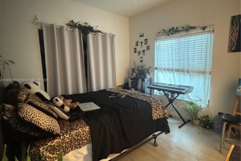 Купить виллу или дом в Лодерхилл, Флорида 4 спальни, 169.08м2, № 1929859 - фото 19