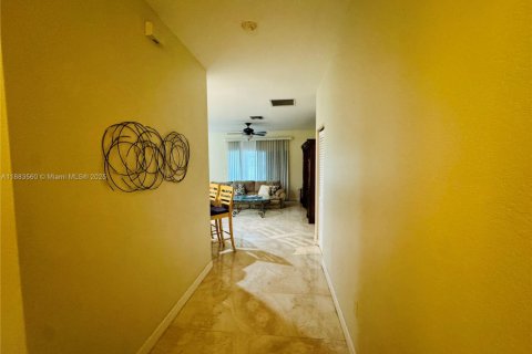 Купить виллу или дом в Лодерхилл, Флорида 4 спальни, 169.08м2, № 1929859 - фото 4