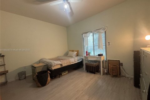 Купить виллу или дом в Лодерхилл, Флорида 4 спальни, 169.08м2, № 1929859 - фото 12