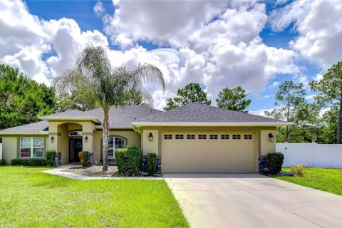 House in Spring Hill, Florida 4 bedrooms, 213.77 sq.m. № 2201642