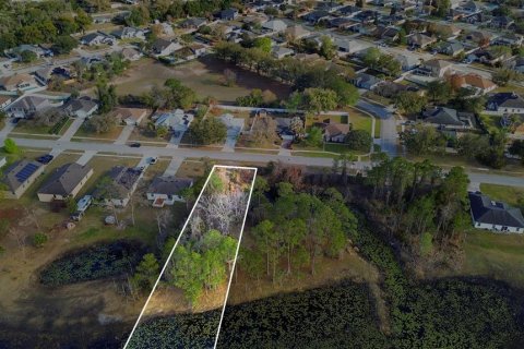 Terreno en Deltona, Florida № 2098869