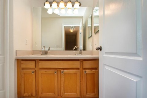 House in Lakewood Ranch, Florida 4 bedrooms, 173.54 sq.m. № 2151981 - photo 22