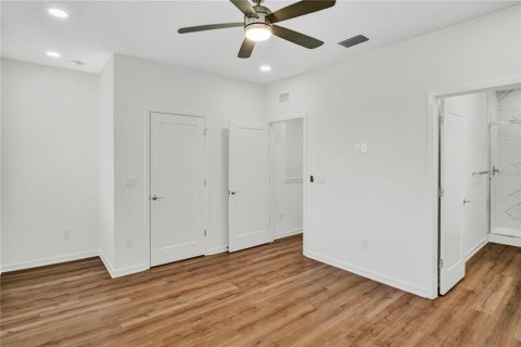 Adosado en alquiler en Tampa, Florida, 3 dormitorios, 121.42 m2 № 1910059 - foto 13