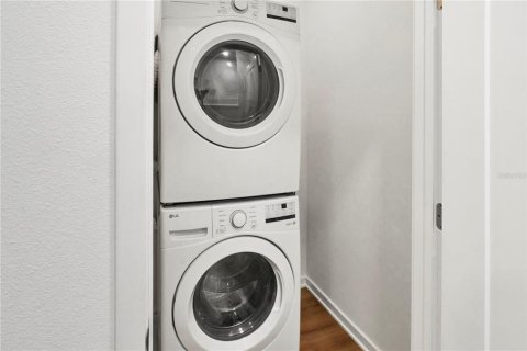 Adosado en alquiler en Tampa, Florida, 3 dormitorios, 121.42 m2 № 1910059 - foto 18