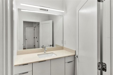Adosado en alquiler en Tampa, Florida, 3 dormitorios, 121.42 m2 № 1910059 - foto 11