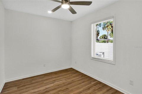 Adosado en alquiler en Tampa, Florida, 3 dormitorios, 121.42 m2 № 1910059 - foto 7