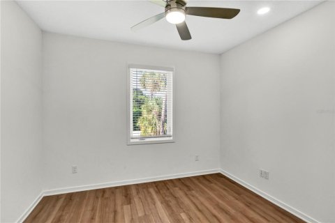 Adosado en alquiler en Tampa, Florida, 3 dormitorios, 121.42 m2 № 1910059 - foto 9