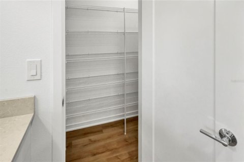 Adosado en alquiler en Tampa, Florida, 3 dormitorios, 121.42 m2 № 1910059 - foto 4