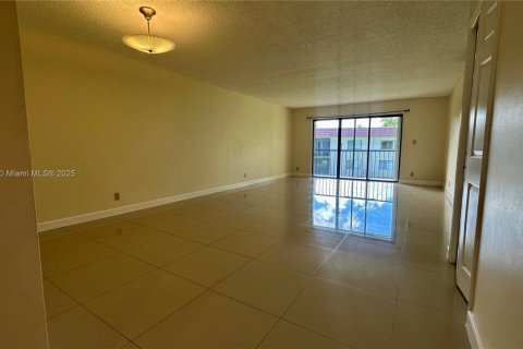 Copropriété à louer à Weston, Floride: 2 chambres, 114.73 m2 № 1930838 - photo 5