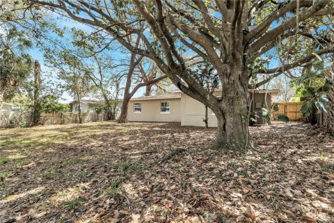 House in Orlando, Florida 4 bedrooms, 134.43 sq.m. № 1623050 - photo 17