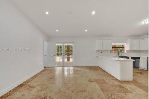 Casa en alquiler en Miami, Florida, 4 dormitorios, 197.88 m2 № 1689068 - foto 3