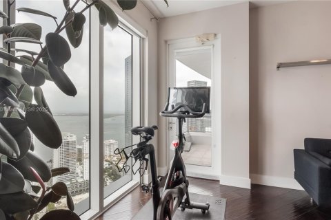 Condominio en venta en Miami, Florida, 3 dormitorios, 224.36 m2 № 1946557 - foto 24