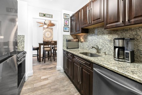Condo in Boca Raton, Florida, 2 bedrooms № 2171482 - photo 11