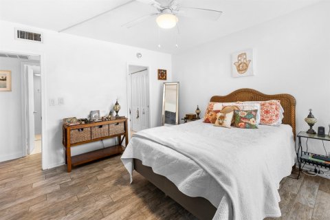 Condo in Boca Raton, Florida, 2 bedrooms № 2171482 - photo 19