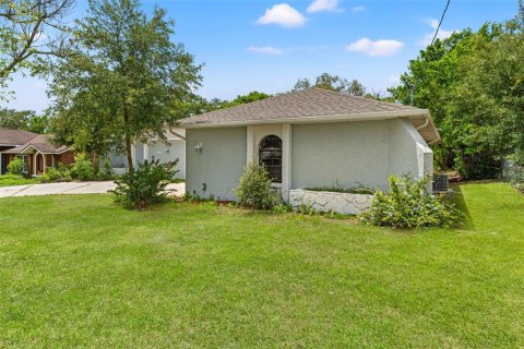 Casa en venta en Spring Hill, Florida, 3 dormitorios, 164.16 m2 № 1783088 - foto 3