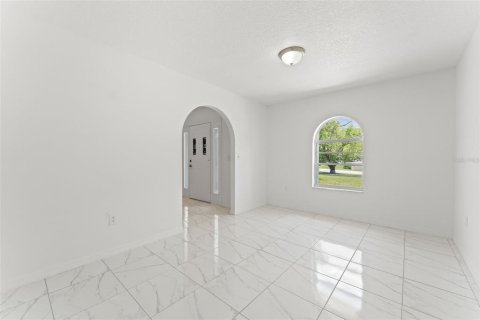 Casa en venta en Spring Hill, Florida, 3 dormitorios, 164.16 m2 № 1783088 - foto 19