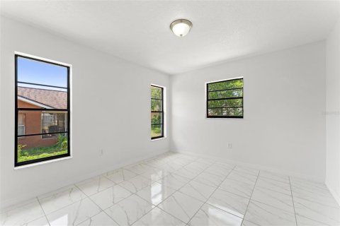 Casa en venta en Spring Hill, Florida, 3 dormitorios, 164.16 m2 № 1783088 - foto 15