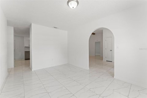 Casa en venta en Spring Hill, Florida, 3 dormitorios, 164.16 m2 № 1783088 - foto 20