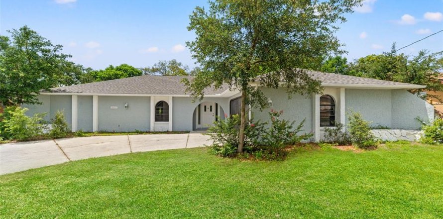Casa en Spring Hill, Florida 3 dormitorios, 164.16 m2 № 1783088