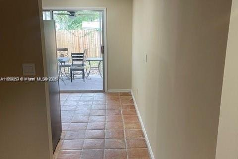 House in Vero Beach, Florida 4 bedrooms, 162.58 sq.m. № 1882255 - photo 20