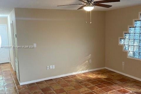 House in Vero Beach, Florida 4 bedrooms, 162.58 sq.m. № 1882255 - photo 23