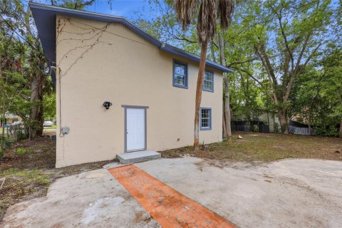 House in Gainesville, Florida 4 bedrooms, 210.24 sq.m. № 2201805 - photo 29