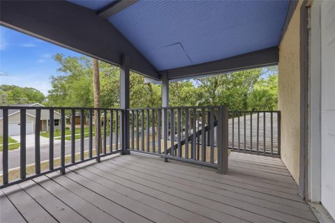 House in Gainesville, Florida 4 bedrooms, 210.24 sq.m. № 2201805 - photo 26