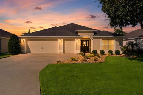 Villa ou maison à The Villages, Floride 3 chambres, 186.18 m2 № 2429475