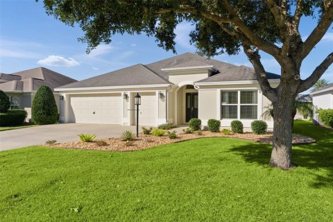 Villa ou maison à vendre à The Villages, Floride: 3 chambres, 186.18 m2 № 2429475 - photo 3