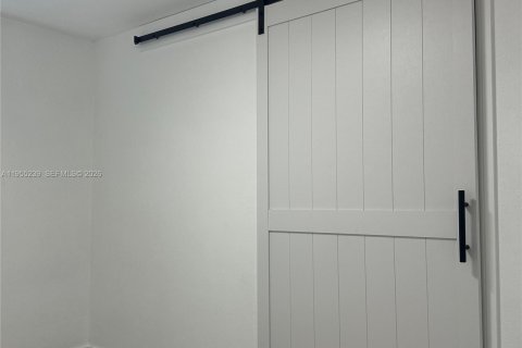 Villa ou maison à vendre à Fort Lauderdale, Floride: 3 chambres, 86.31 m2 № 2010891 - photo 21