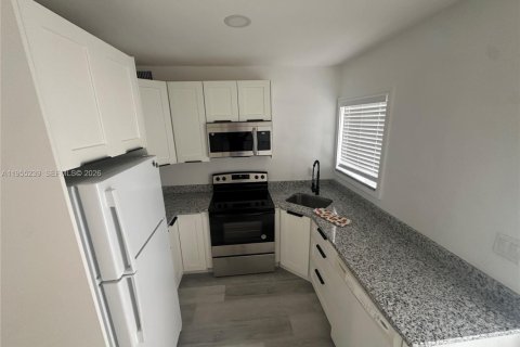 Villa ou maison à vendre à Fort Lauderdale, Floride: 3 chambres, 86.31 m2 № 2010891 - photo 9