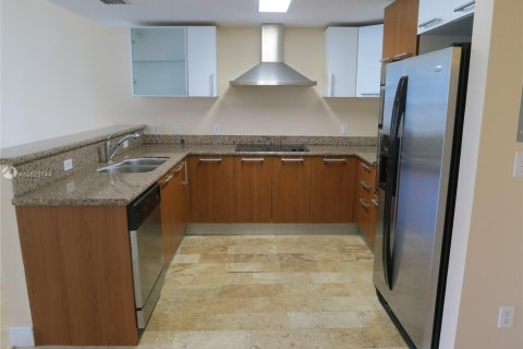 Condo in Miami, Florida, 1 bedroom  № 10968 - photo 12